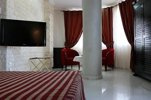 Hotel Oran Center Extérieur photo